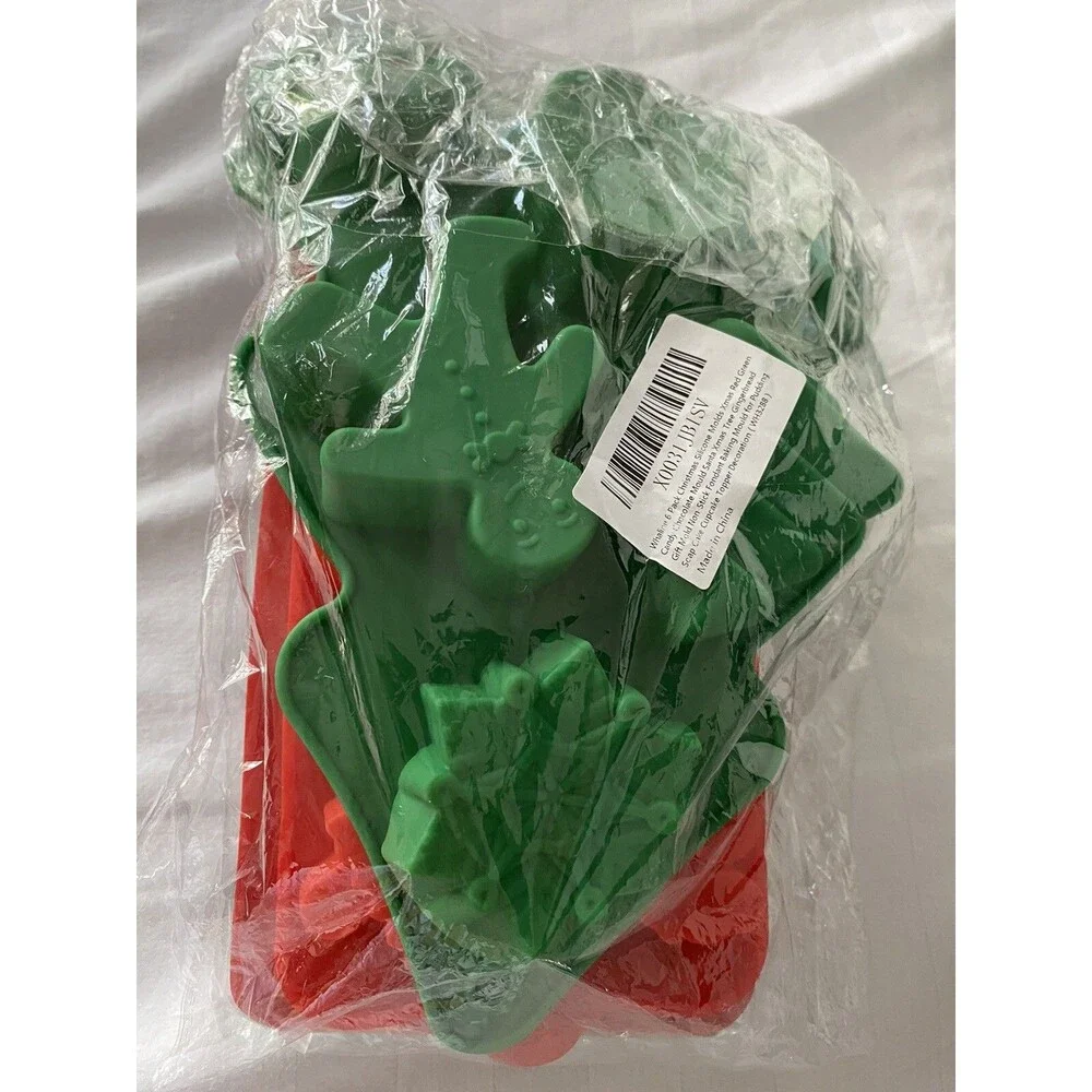 Christmas Silicone Molds Xmas Red Green Candy cake Mold Santa Xmas tree 6 pack